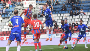 Profi fotbal se ozval proti vládnímu zákazu