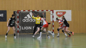 Házenkářky DHK Zora hrají domácí turnaj