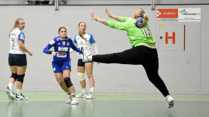 Házenkářky DHK Zora vezou z Mostu remízu