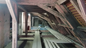 Omítka na hlavu už padat nebude. Oprava začne po výstavě