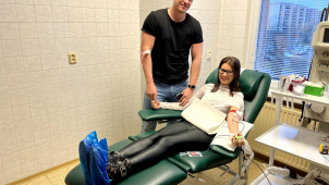 Netradiční oslava Valentýna. Zamilovaní darovali krev i plazmu