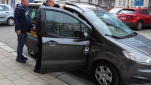 Senior taxi: Na úřady se dostanou penzisté za pár korun. Kromě Olomouce