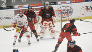 Hokejisté HC Olomouc doplatili na Spartě na špatný vstup