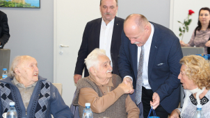 Kraj pomůže vězňům nacistického režimu, přispěje jim na léky