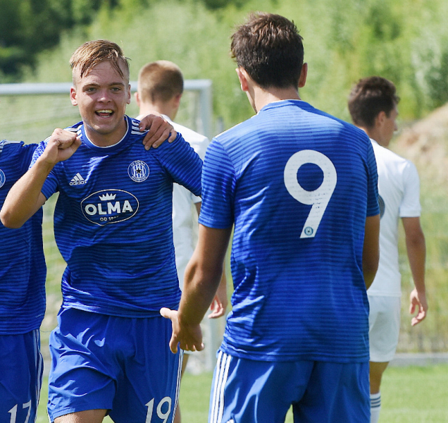 Devatenáctka SK Sigma doma porazila Karvinou