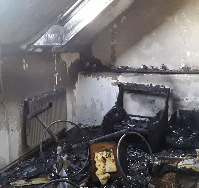 Tragédie v Troubelicích: Hasiči v podkroví našli tělo