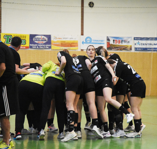 Házenkářky DHK Zora remizovaly s Pískem