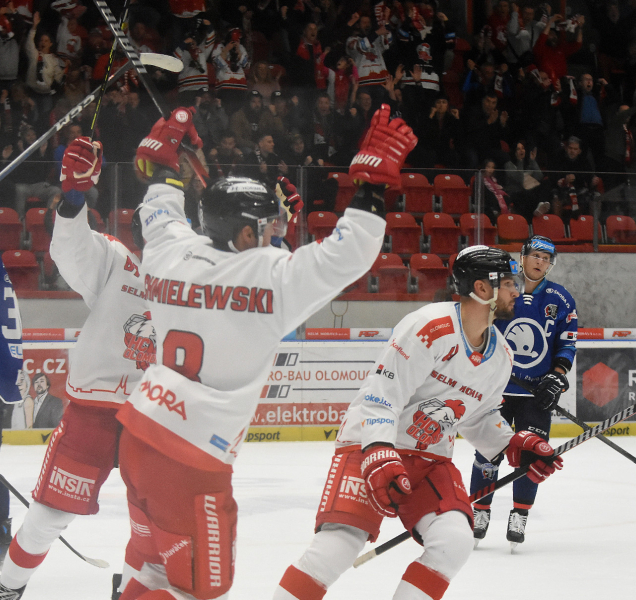 Hokejisté HC Olomouc nedali Plzni šanci