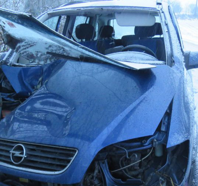 Na Olomoucku kolabuje doprava, husté sněžení zatím neustane