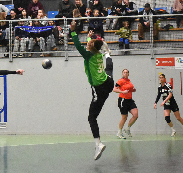 Házenkářky DHK Zora si doma poradily s Plzní