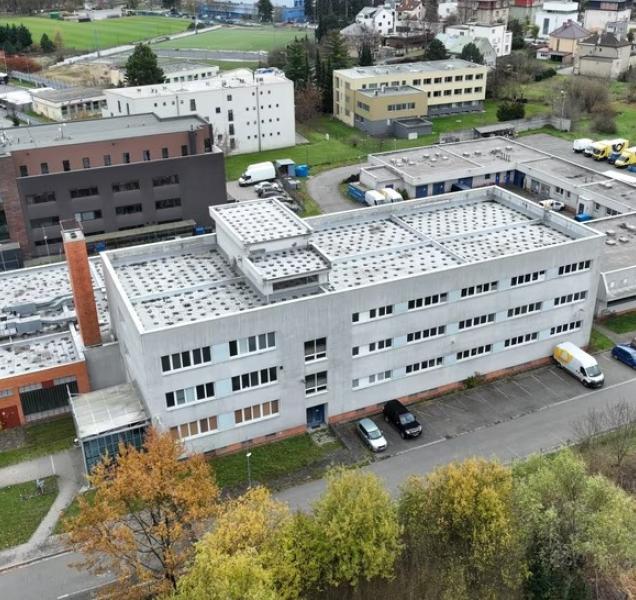 Kvůli řidičákům se za dva roky bude chodit na Ladovu