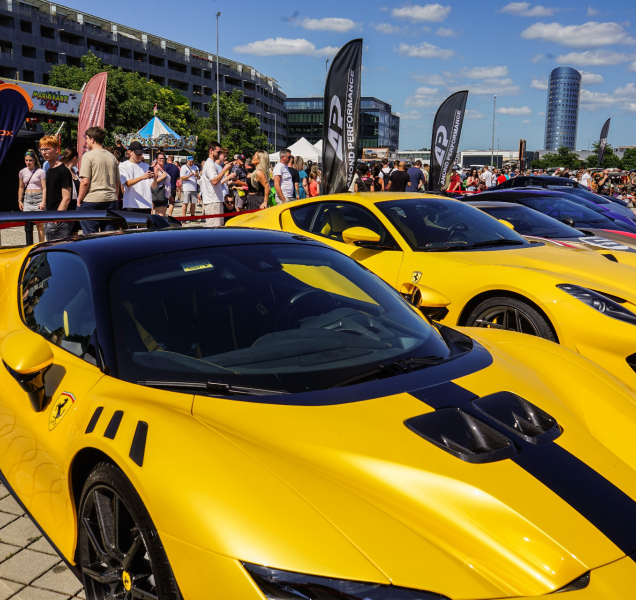 Do Olomouce se chystají krásné luxusní sporťáky