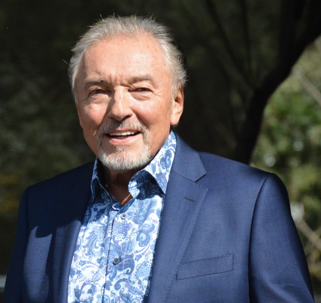 Zemřel Karel Gott, zpěvák v poslední době bojoval s nemocemi