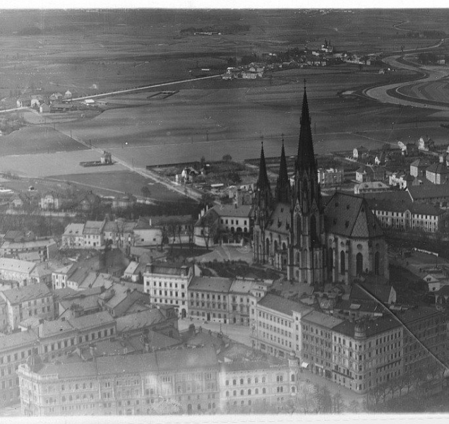 Z historie olomouckých čtvrtí: Lazce