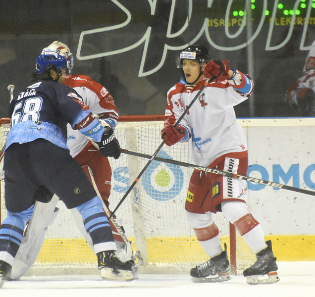 Brankář Mokrý vychytal i Kometu