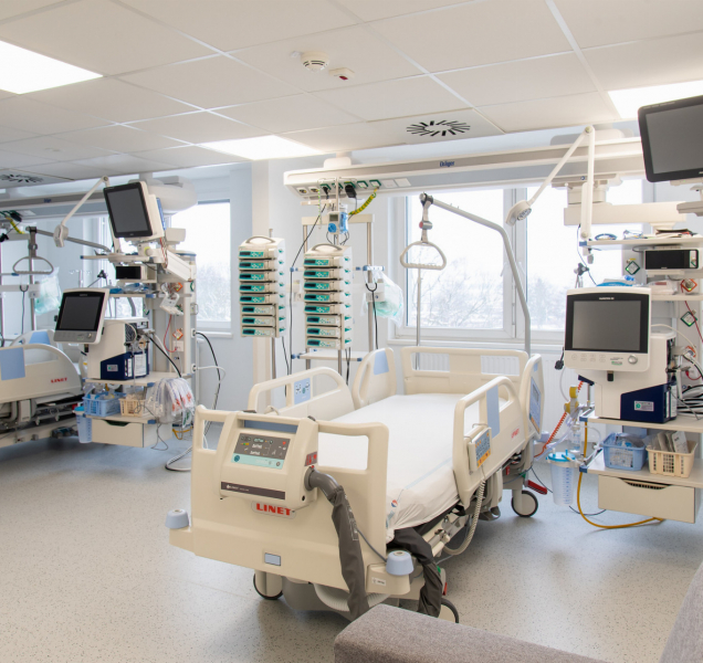 Dvě oddělení olomoucké fakultní nemocnice slaví narozeniny