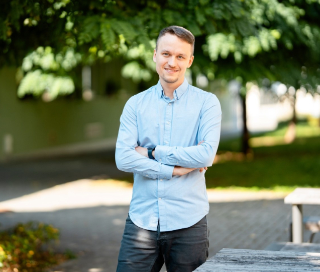 Dominik Kusý: Některé světlušky umí usmrtit i žábu