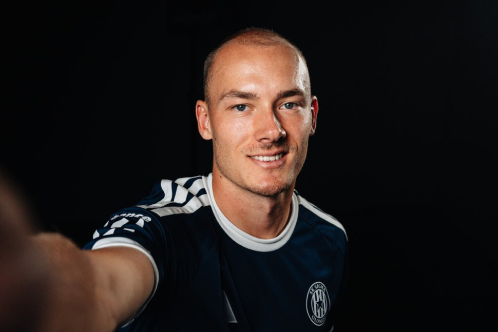 Obránce Antony Ekeroth přestoupil do SK Sigma